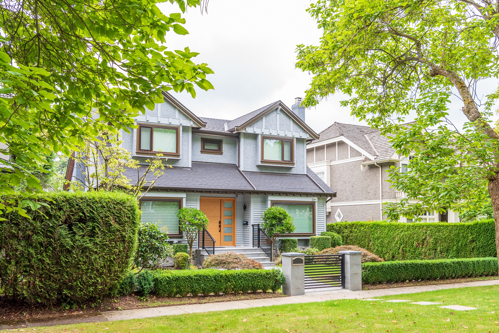 beautiful home in the suburbs